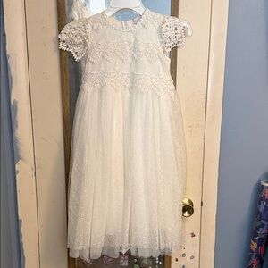 Girls' ivory Lace Tulle flower girl dress